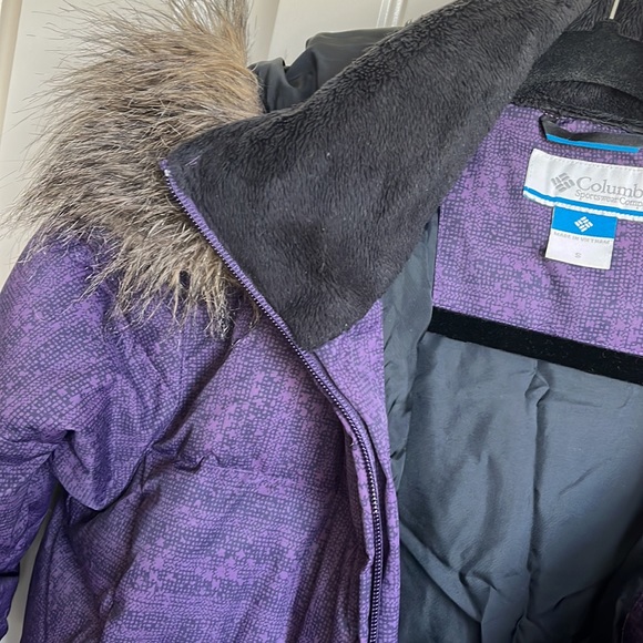 Columbia Down Jacket - Picture 3 of 5